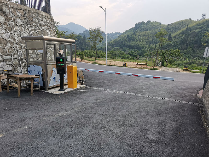 從化溪頭旅遊村1進1出智能停車係統